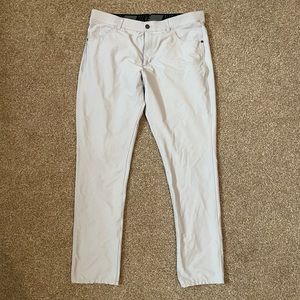 Men’s Light Grey Nike Slim Fit 5-Pocket Golf Pants 34x32